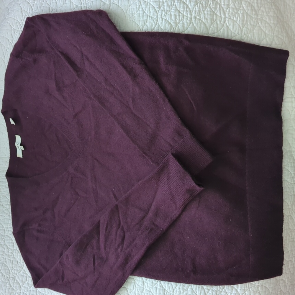 Cashmere XS V-neck Sweater